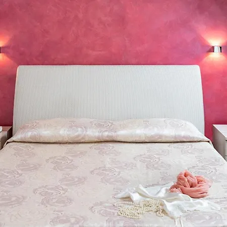 Pietre Preziose Bed & Breakfast *